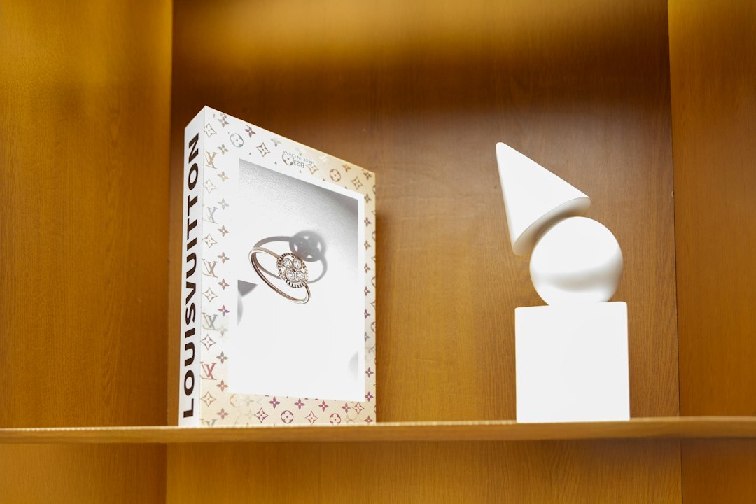 luxury jewelry display